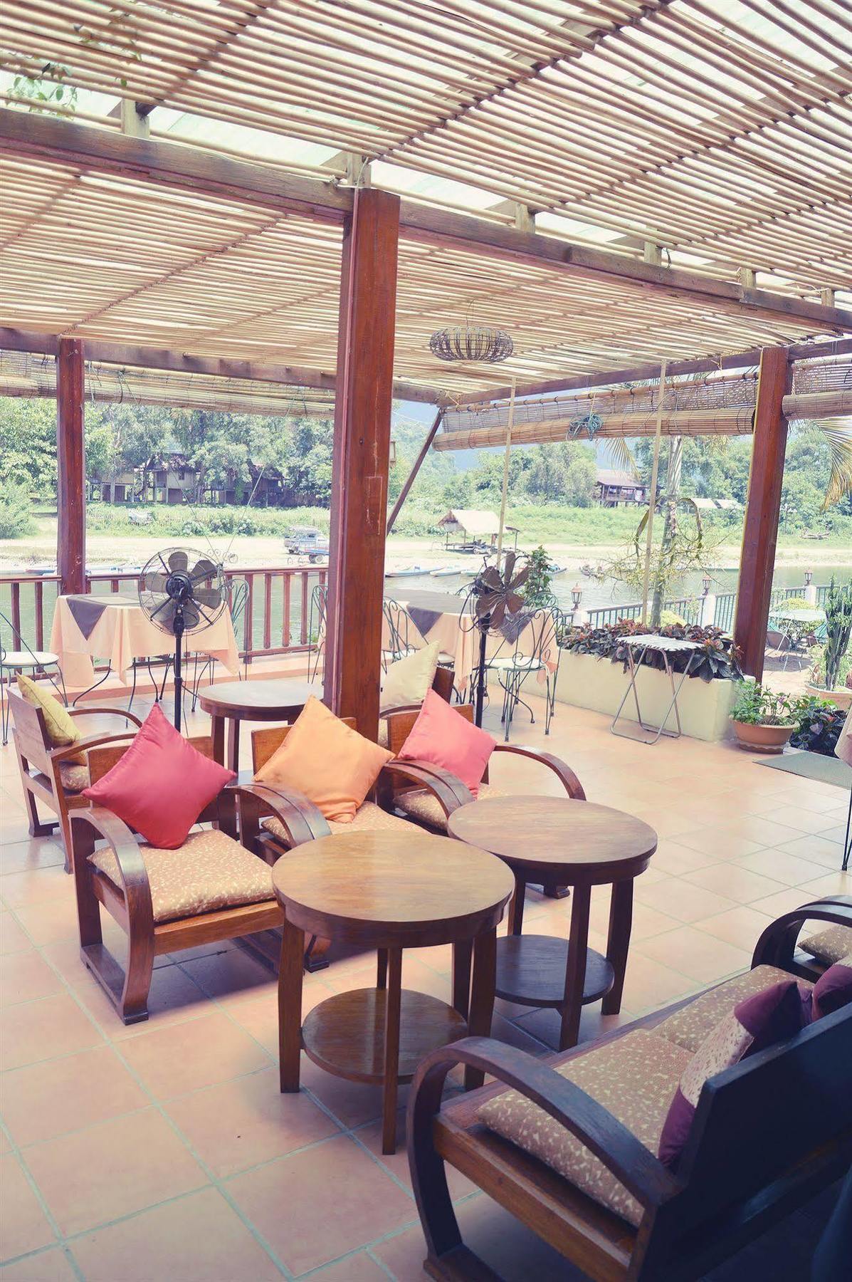 Villa Nam Song Vang Vieng Exteriér fotografie