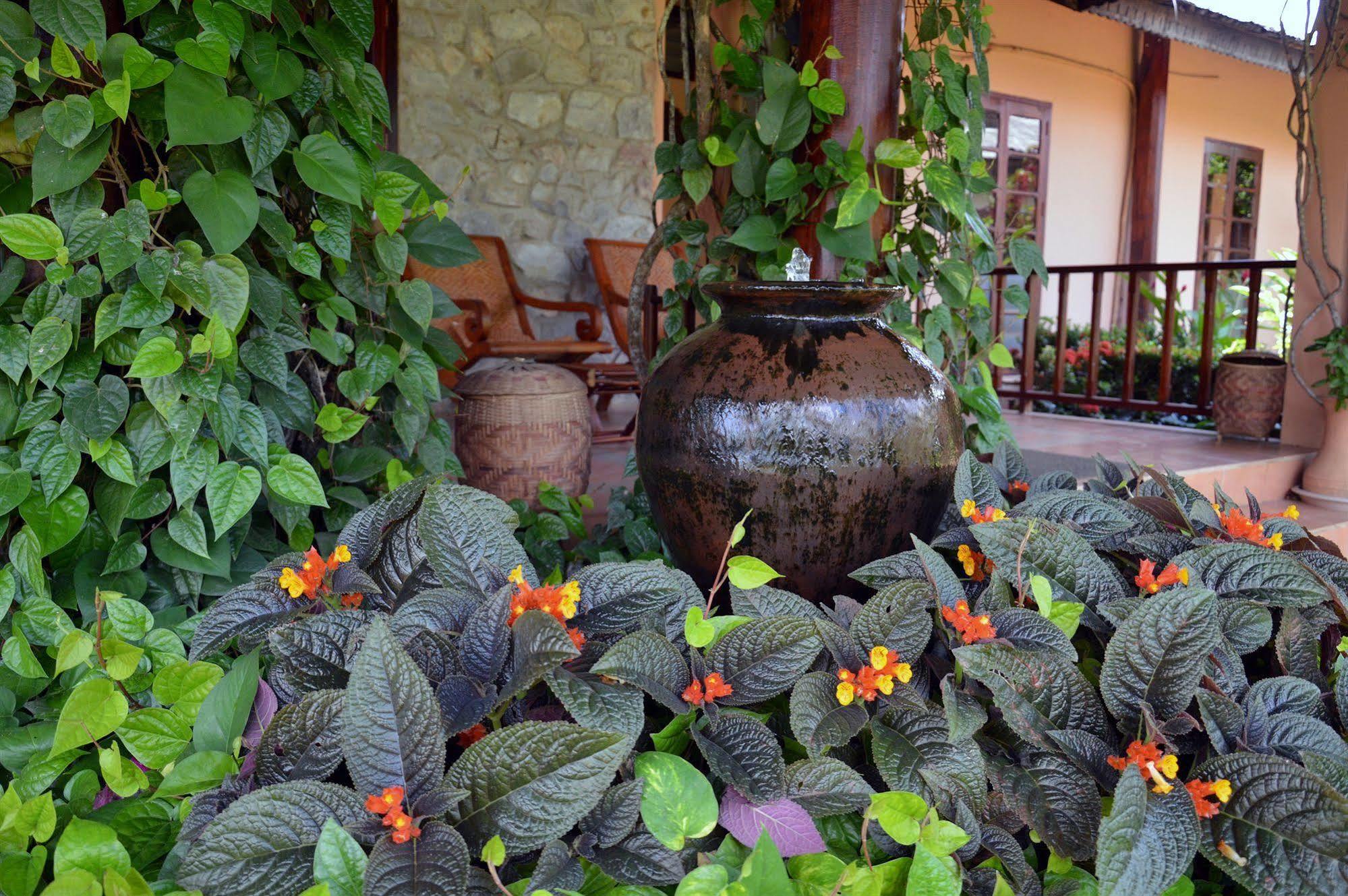 Villa Nam Song Vang Vieng Exteriér fotografie