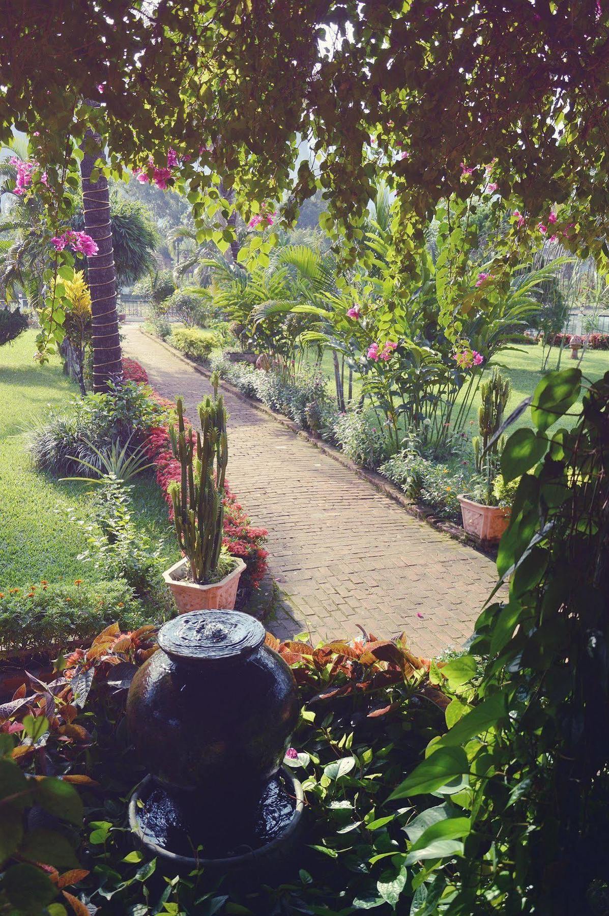 Villa Nam Song Vang Vieng Exteriér fotografie